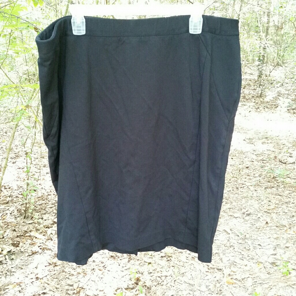 Lane Bryant Plus Size 22 skirt used black
